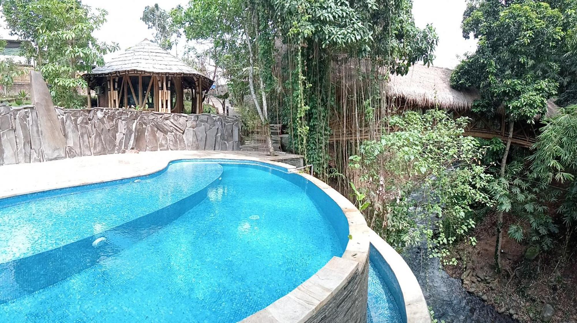 The Osing Bamboo Resort - A Liberta Collection Banyuwangi  Exterior photo